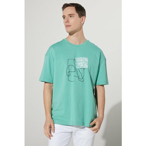 AC&Co / Altınyıldız Classics Men's Mint Oversized Loose Fit, Crew Neck 100% Cotton Printed T-Shirt. Slike