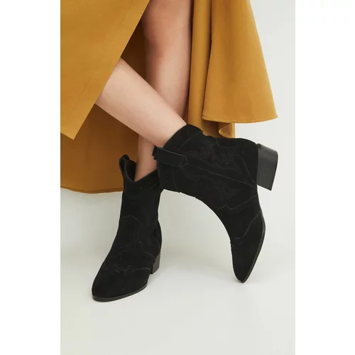 Medicine Kaubojske cipele za žene, boja: crna, s debelom potpeticom