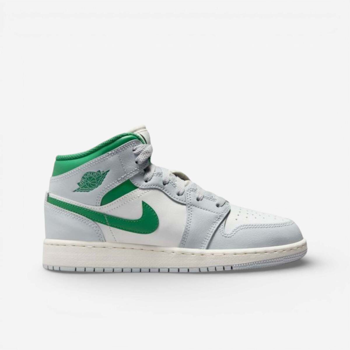 Nike Visoke superge Air 1 Mid White Pure Platinum Pine Green (GS) Bela Cene