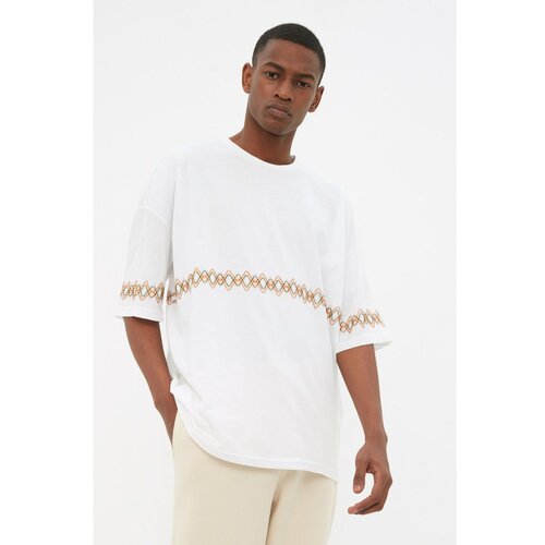 Trendyol White Men's Oversize Crew Neck Short Sleeve Embroidered T-Shirt Slike