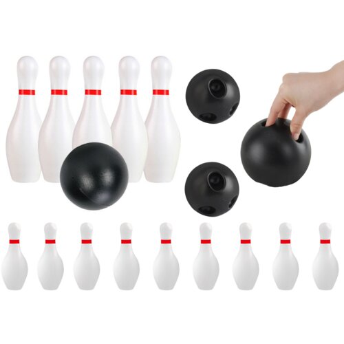  Čunjevi za bowling sa crnim kuglama Slike
