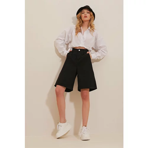 Trend Alaçatı Stili Shorts - Black - High Waist