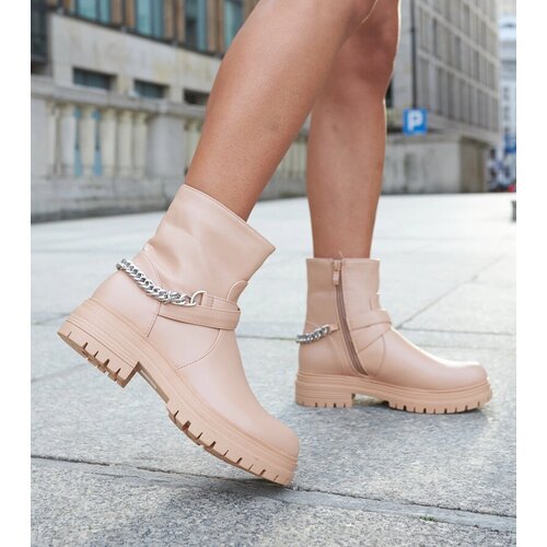 Gemre Beige ankle boots with decorative chain Edelio Cene