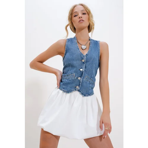 Trend Alaçatı Stili Women's Blue Buttoned Jean Vest