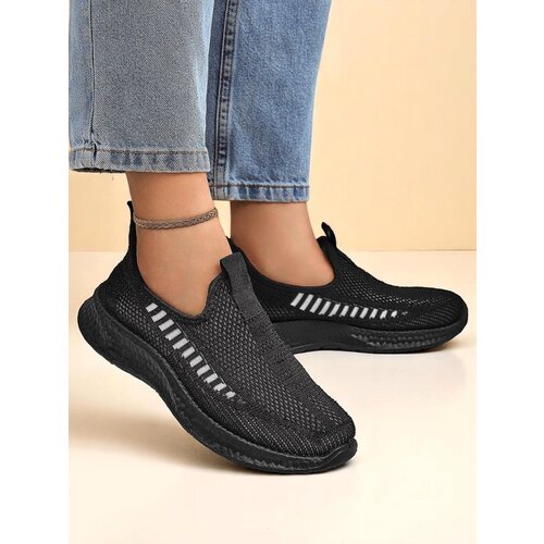 Resti Women's Slip-On Fabric Sports Shoes Sport Slip-On Cene