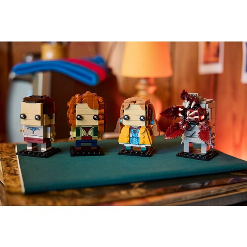 Lego BrickHeadz - Figure Eleven, Maks, Demogorgona i Holi (40879) Slike