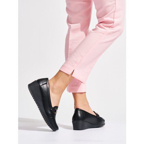 Shelvt Black women's wedge loafers with gold decoration Cijene