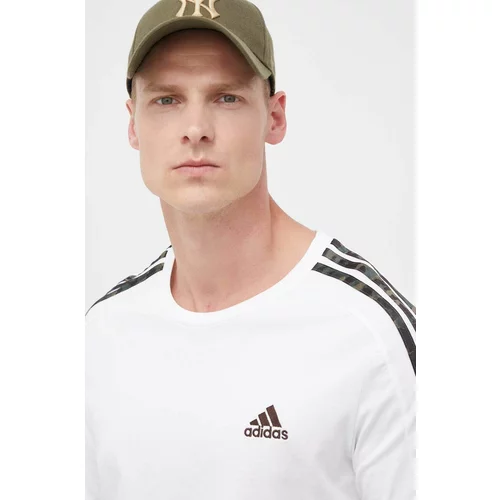 Adidas Pamučna majica boja: bijela, s aplikacijom