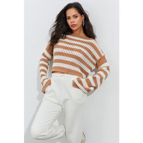 Cool &amp;amp; Sexy Women&amp;#039;s Ecru-Camel Spanish Sleeve Openwork Knitwear Short Blouse YV109 Slike