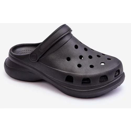 Kesi Crocs foam sandals on a robust black Katniss sole
