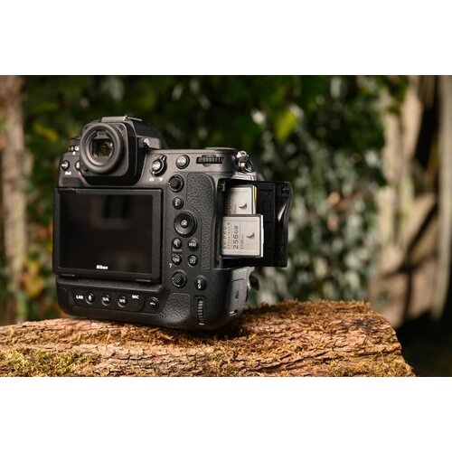 Nikon Z9 Body -PREDNARUDŽBA Slike