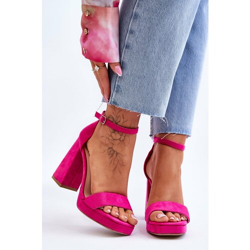 Kesi Fashionable suede sandals on a square heel Fuchsia Merila Cene