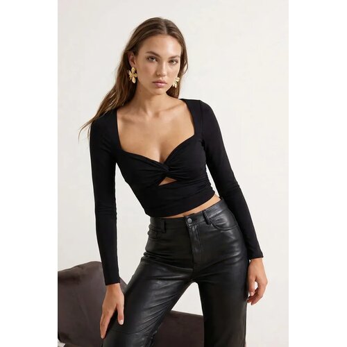 TRENDYOLMILLA ženska bluza Tpraw24Bz00027, crna Cene