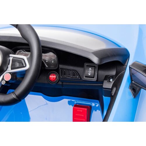 Ramiz Audi R8 Spyder NOVI MODEL MODER Slike
