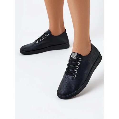 Resti Women's perforated athletic sneakers Kiarre Cene