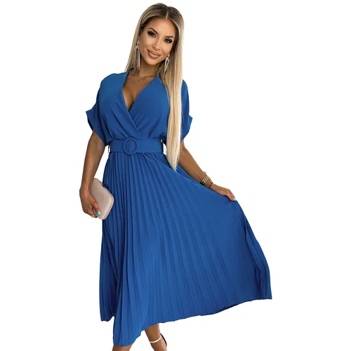 Numoco Pleated midi dress with neckline and wide belt