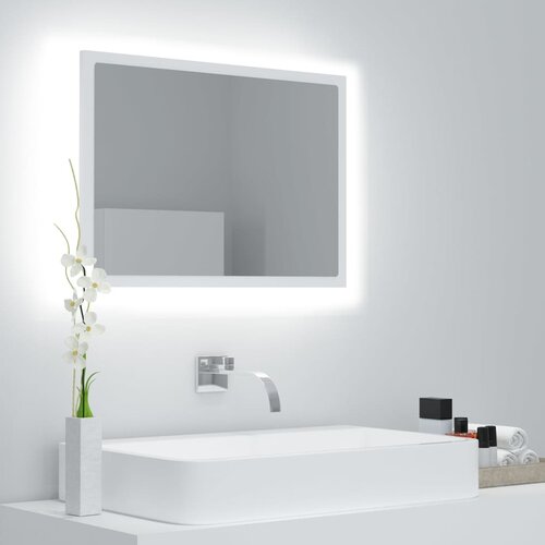 VidaXL LED kupaonsko ogledalo bijelo 60x8,5x37 cm konstruirano drvo Slike