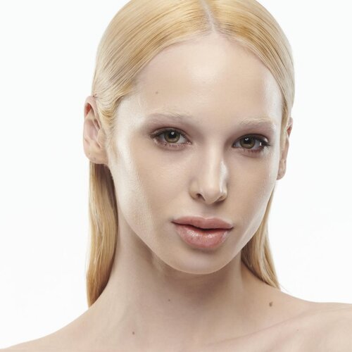 MAC Cosmetics Studio Radiance Serum-Powered Foundation vlažilni tekoči puder odtenek NC11 30 ml Slike