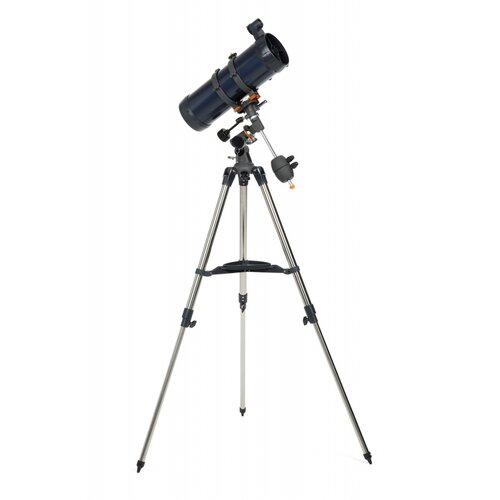 Celestron teleskop AstroMaster 114EQ Newtonian Cene