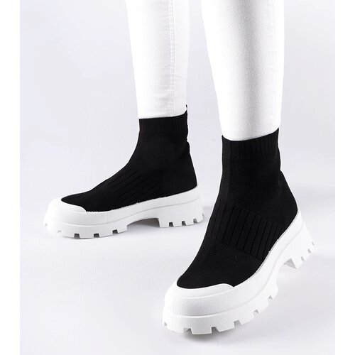 Gemre Black sneakers with flexible upper Varden Cene