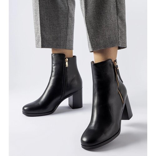 Gemre Black insulated classic ankle boots Edilio Cene