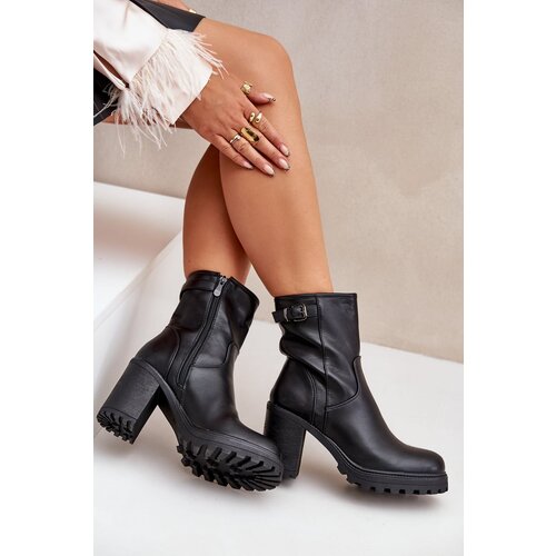 FS1 Insulated ankle boots with buckle black Selavia Slike