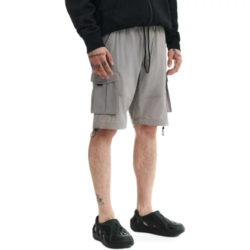Cropp muške kratke hlače - Svijetlo siva  3431R-09X
