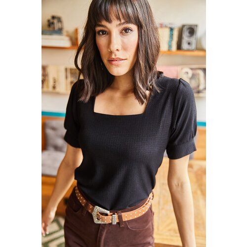 Olalook Women's Black Square Collar Short Sleeve Knitted Blouse Cene