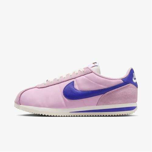 Nike W cortez txt Slike