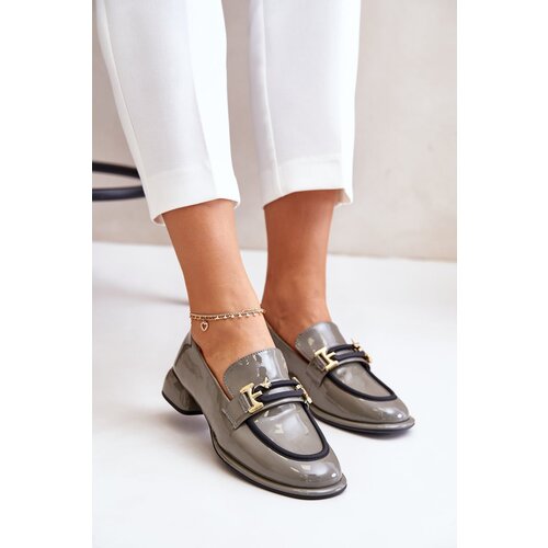 ARTIKER Lacquered Women&amp;#039;s Loafers On A Block With Decoration Slike