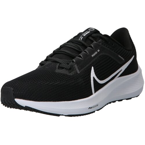Nike Teka&scaron;ki čevelj črna / off-bela Cene