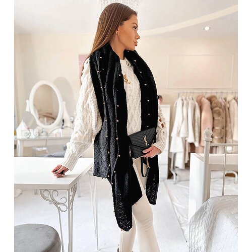 Gemre Black shawl with beads Yvonne Slike