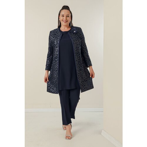 By Saygı Crepe blouse with slits in the sides and fleece lined front, jacket and pants Plus Size 3-piece Set. Slike