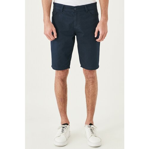 AC&Co / Altınyıldız Classics Men's Navy Blue Slim Fit Slim Fit Dobby Fitted 100% Cotton Casual Chino Shorts. Slike