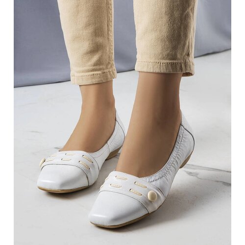 Gemre White ballet flats Lioma Cene
