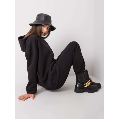 BASIC Feel Good Set-RV-KMPL-6991.95P-black Cene