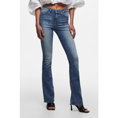 Only Jeans hlače Blush 15223514 Modra Flared Fit Slike