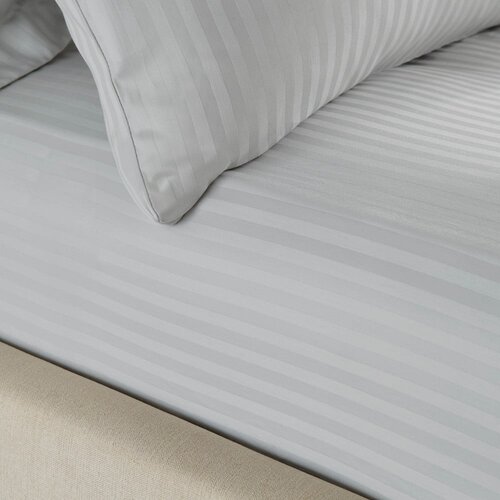 Catherine Lansfield Siva plahta s gumom od damasta 150x200 cm Satin Stripe – Cene