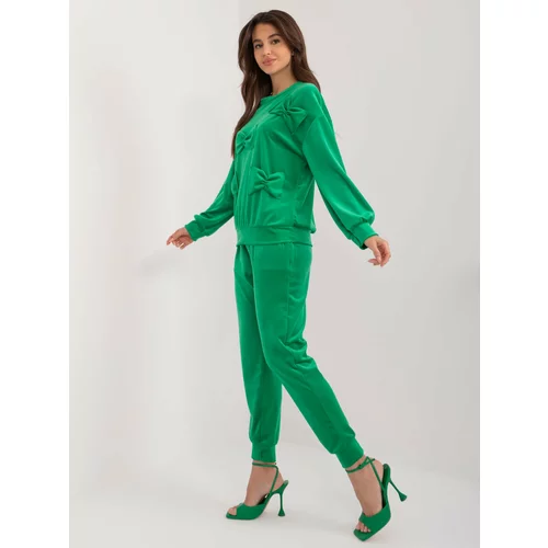 Fashion Hunters Green velvet set with bows