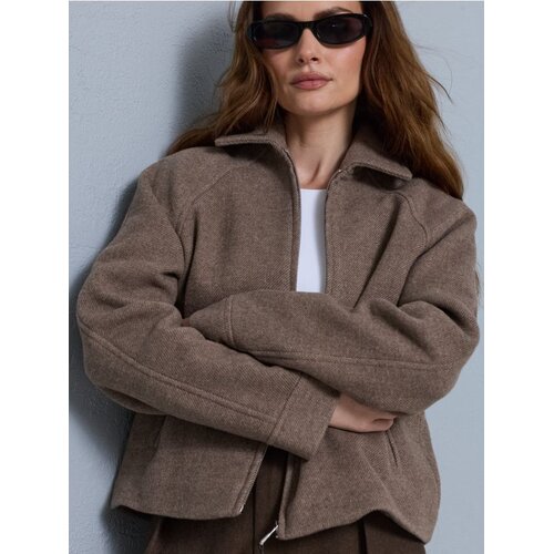 Sinsay Jakna s ovratnikom i džepovima na patent Cene