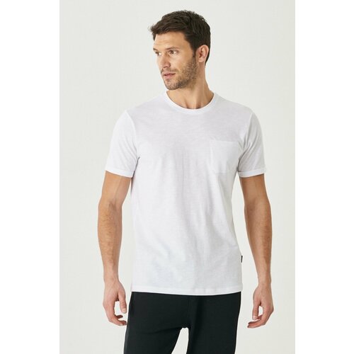 AC&Co / Altınyıldız Classics Men's White Slim Fit Slim Fit 100% Cotton Crew Neck Pocket T-Shirt. Slike
