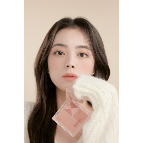 Dasique Blending Mood Cheek paleta rdečil za zdrav videz odtenek 04 Beige Knit 10 g Slike