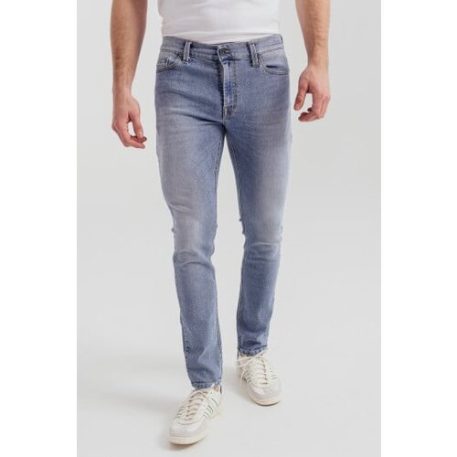 Legendww muške moderne skinny fit farmerke u svetloj plavoj boji -model 113 .113-8220-l2 Slike