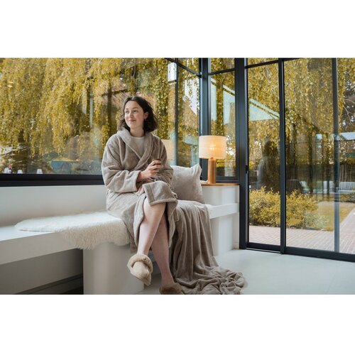 Tiseco Home Studio Smeđe-siva deka od mikropli&amp;scaron;a 150x200 cm Pippa &amp;ndash; Slike
