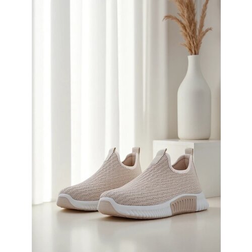 Resti Women's sports shoes made of material Agafia Cijene