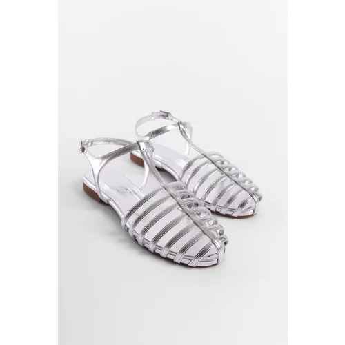 Capone Outfitters Gladiator Flats