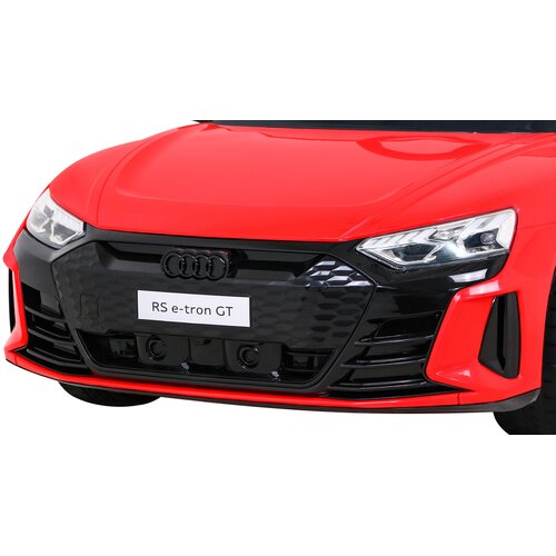  Licenciran avto na akumulator Audi RS E-Tron GT Slike