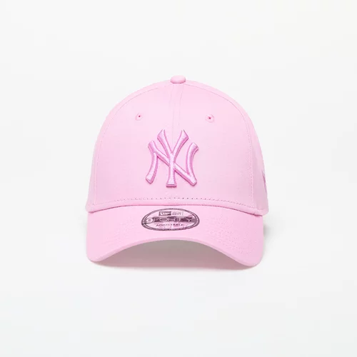 New Era New York Yankees League Essential 9FORTY Adjustable Cap Pink