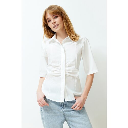 Trendyol Ecru Short Sleeve Fitted/Waist Fitted Woven Shirt with Gather Detail on the Front Cene