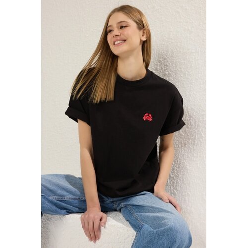 TRENDYOLMILLA Ženska majica TWOSS24TS00102, Crna Cene